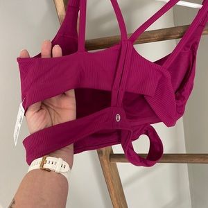 Ribbed nulu strappy yoga bra!! RARE!!